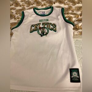 NBA Boston Celtic Jersey Youth Large